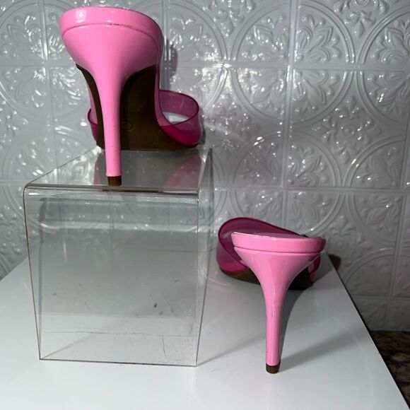 NWOB GBG Sandals - Picture 6 of 6